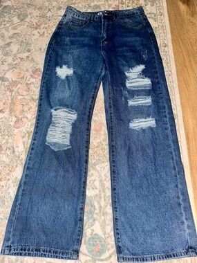 Women’s Boyfriend Distressed Jeans in Dark Blue